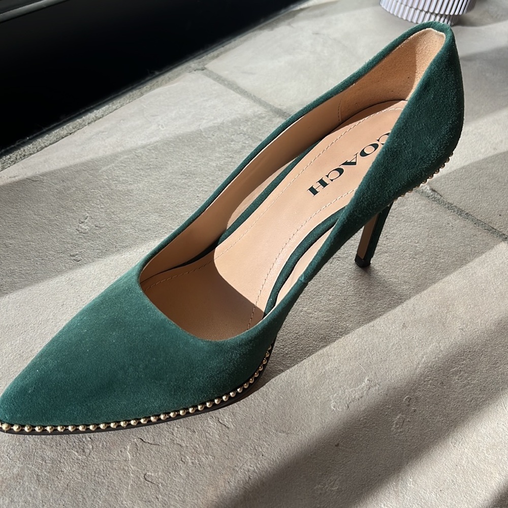 Coach Suede Waverly Pump in Jade - Picture 8 of 11